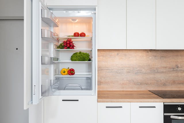 Como escolher o melhor modelo de geladeira para meu apartamento?